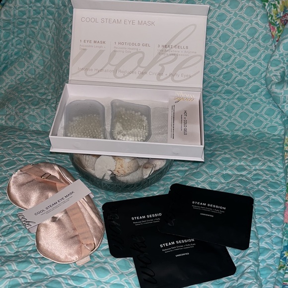 The Word Woke Cool Steam Eye Mask - Picture 1 of 3